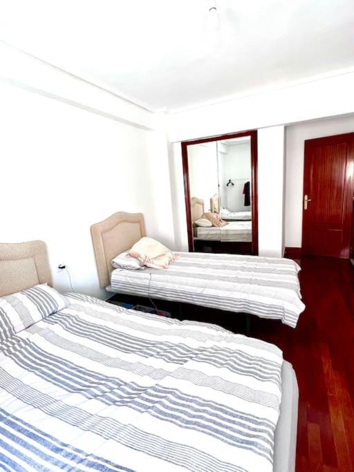 Piso Centrico Cerca De La Playa Apartment Castro Urdiales Exterior photo