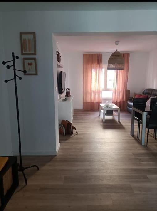 Piso Centrico Cerca De La Playa Apartment Castro Urdiales Exterior photo